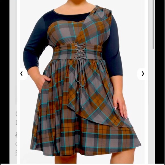 NWT Hot Topic Outlander Plaid Cincher Dresses Sizes L, XL, 2X - Picture 3 of 9